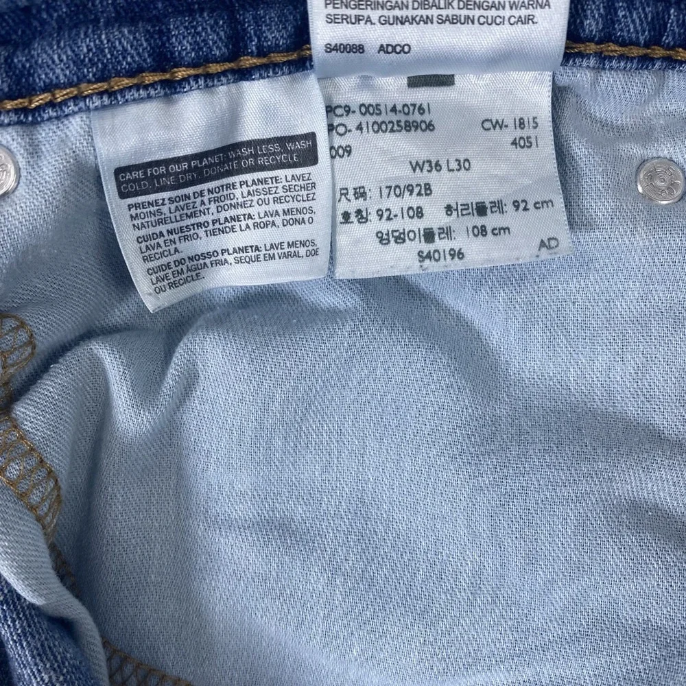 Levi 514 Straight Fit Jeans Mens 36x30 Blue Medium Wash Distressed Denim